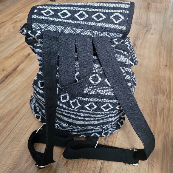 Ardene Backpack Never Used - Picture 2 of 9